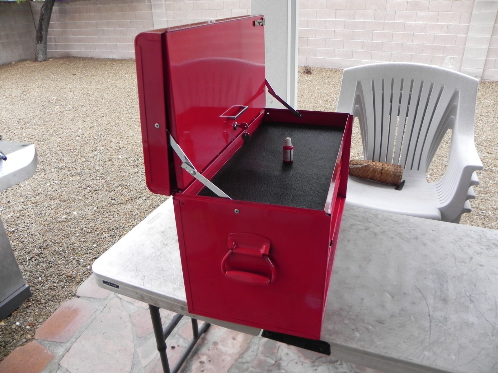 Matco Tools 4 Drawer Heavy Duty Flip Top Chest Fire Red 2 Keys (Super Rare)