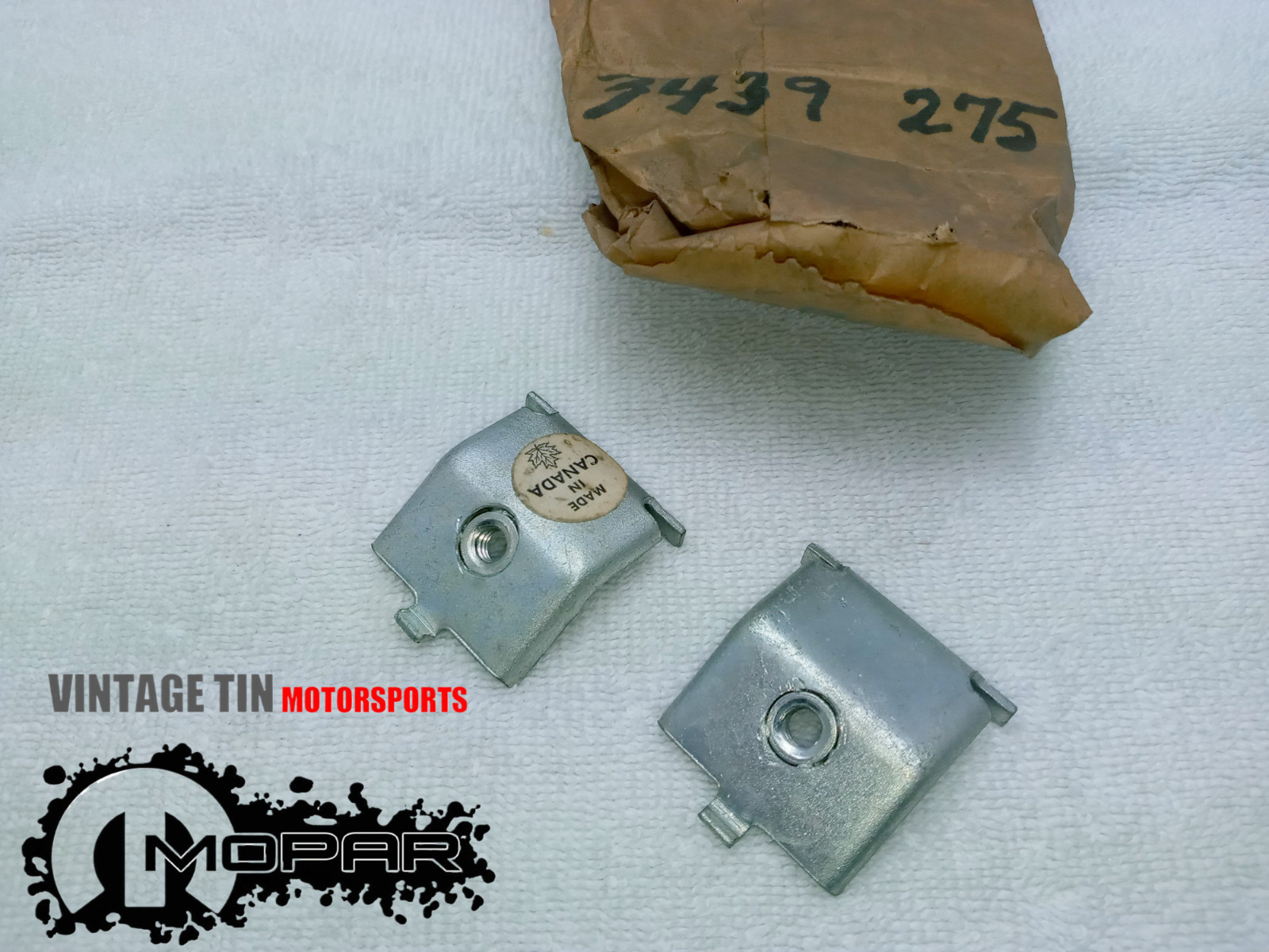 NOS MOPAR 3439275 1970-72 V,L Valiant Dart FRONT DOOR WINDOW UP STOP Qty 2