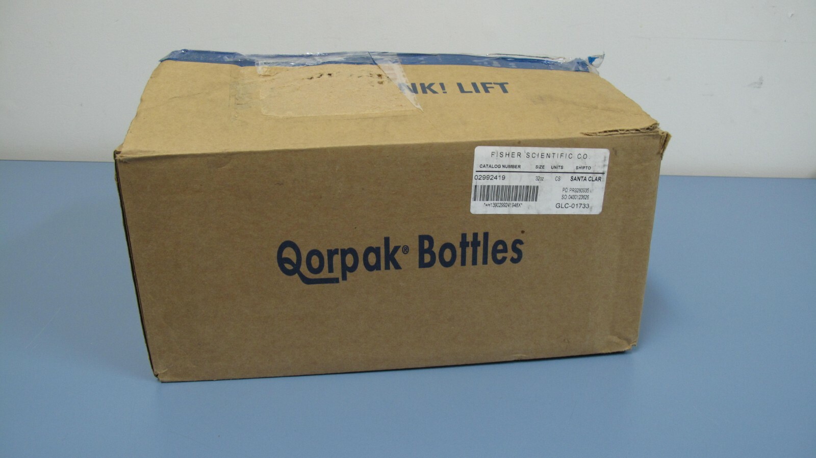 QORPAK Bottles 32oz Clear Straight Sided Round Bottles W. Black Cap Case Of 12
