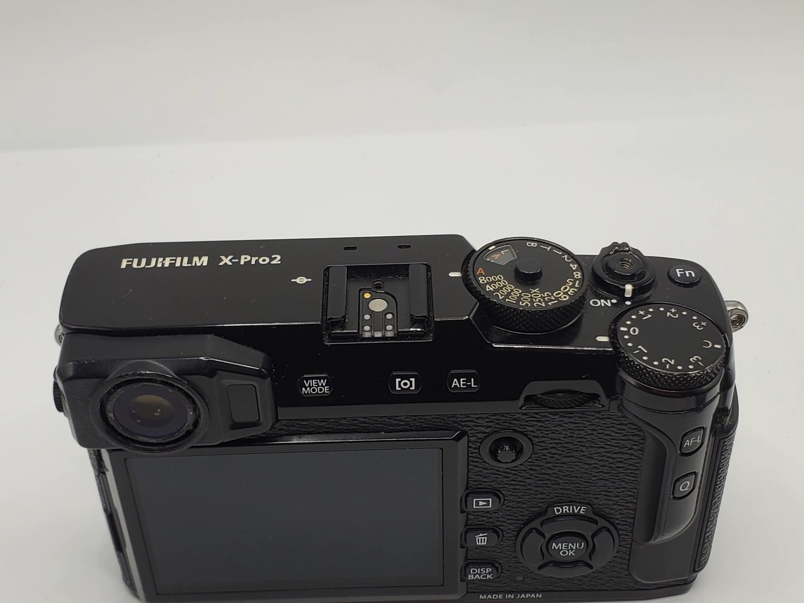 Fuji X-Pro2 24-megapixel mirrorless digital camera - Black, 90% new