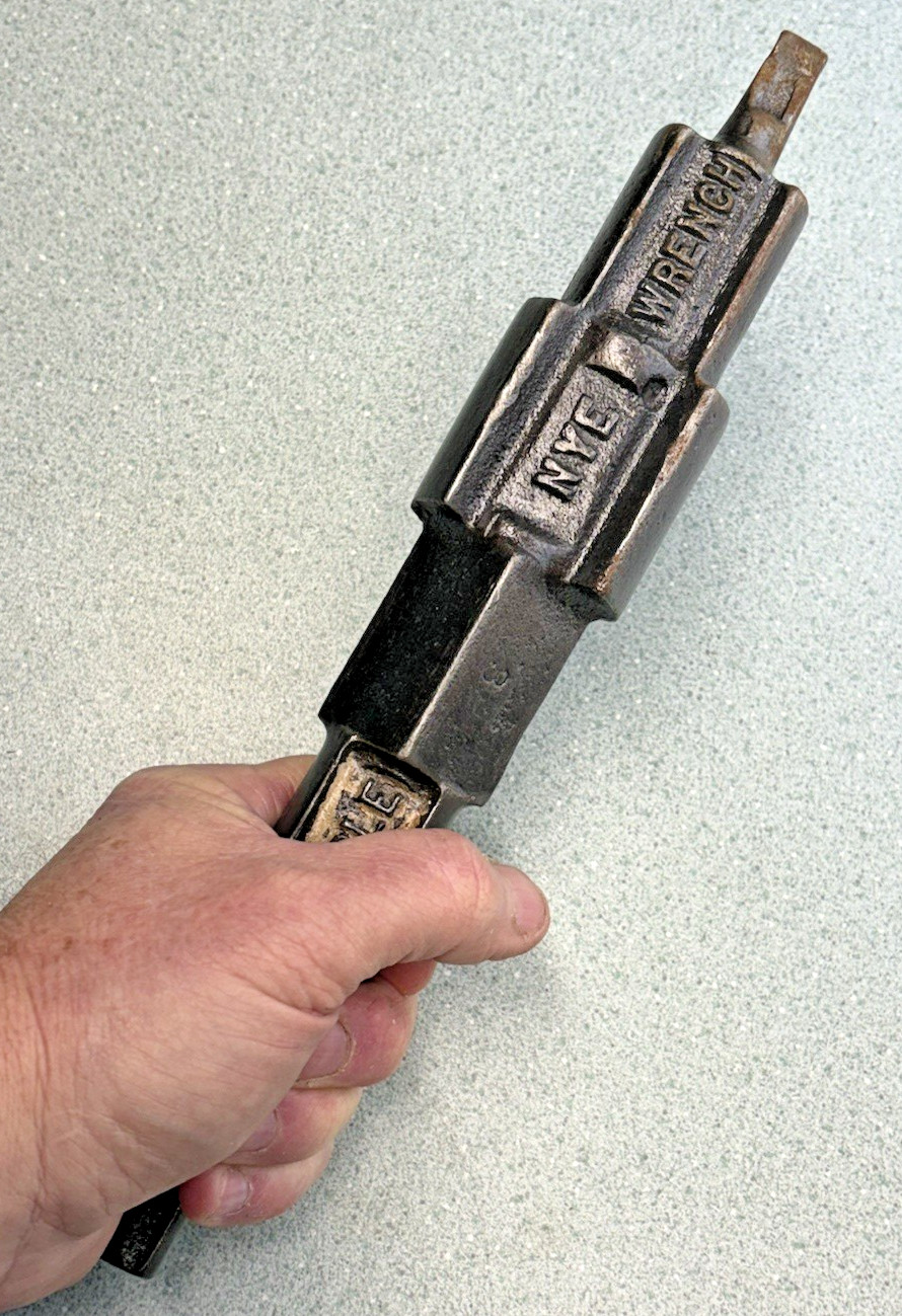 NYE Pipe Nipple Wrench 3/8" to 2" nice condition