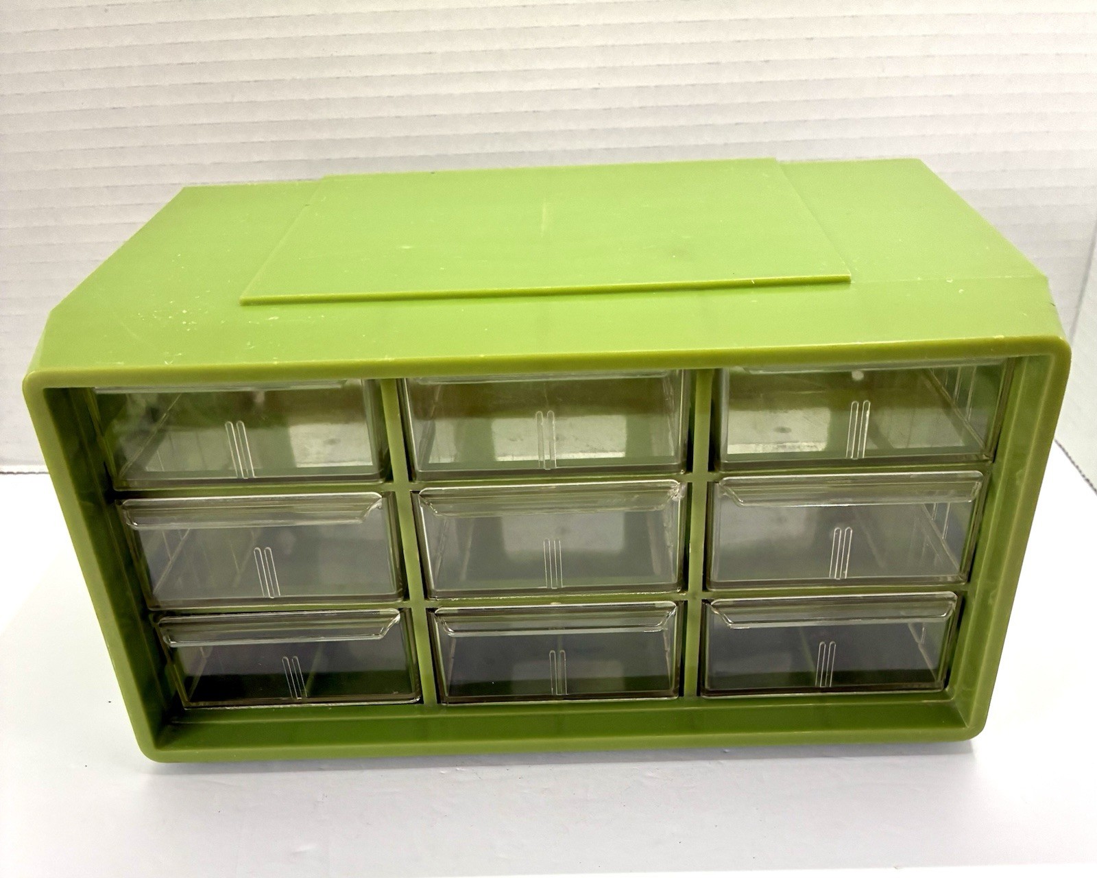 Vintage 9 Drawer Akro-Mils Avocado Storage Organizer Small Parts Craft Cabinet