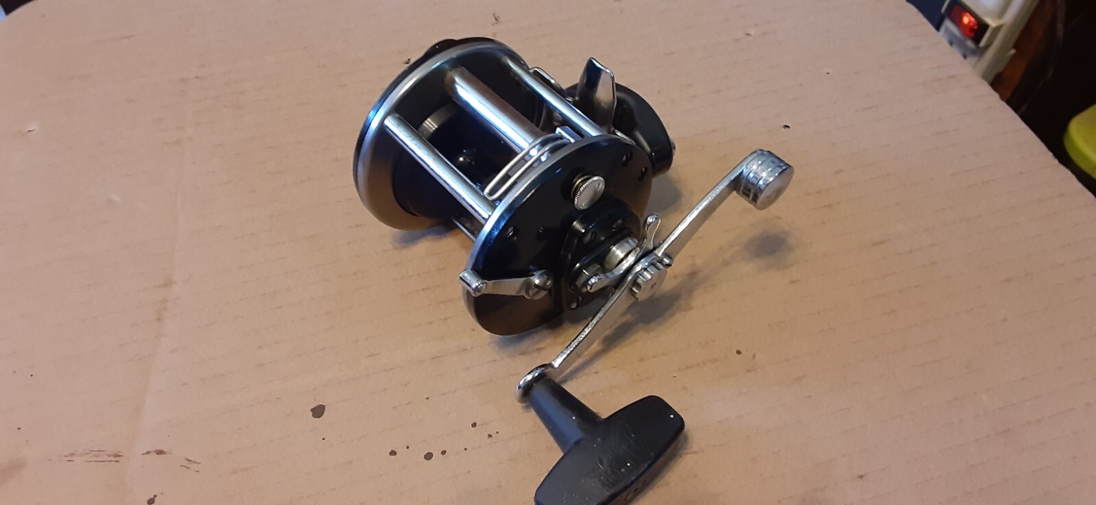 Vintage Penn  No 209-LEVEL WIND Fishing Reel-  CLEAN--WORKS FINE-ROD/REEL-ZEBCO