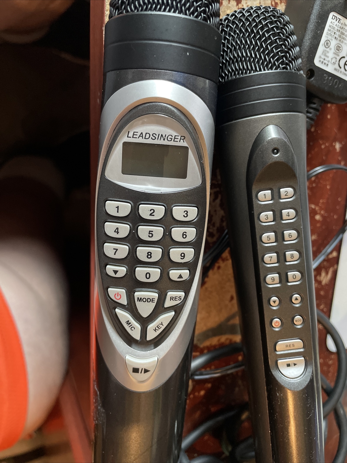 Leadsinger Karaoke Microphone LS-3700W with LS-3222 mic., and hundreds of songs