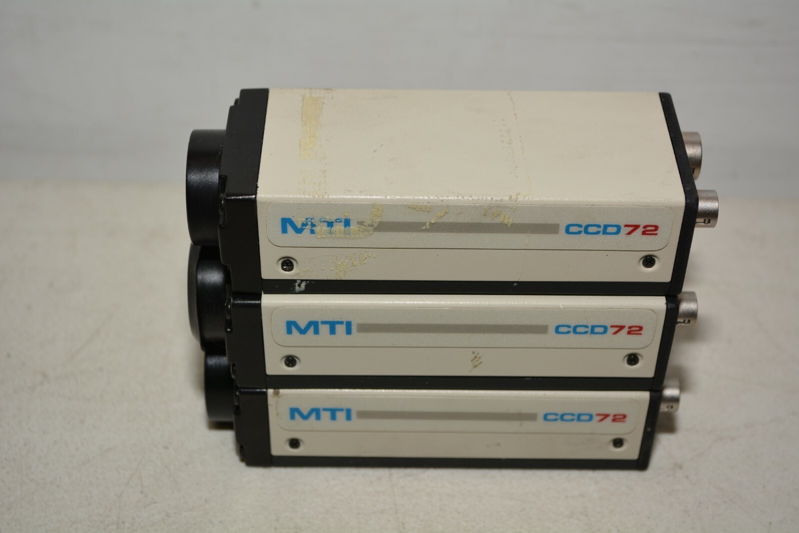 Lot 3x Dage MTI CCD-72 CCD Digital Cameras