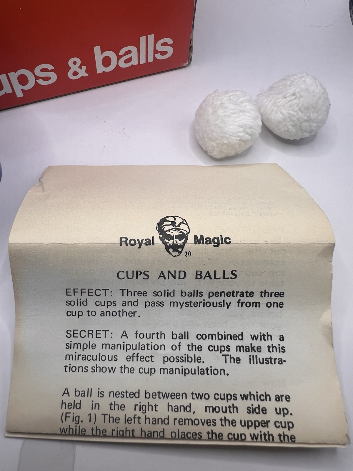 Royal magic CUPS & BALLS Magic Trick Vintage