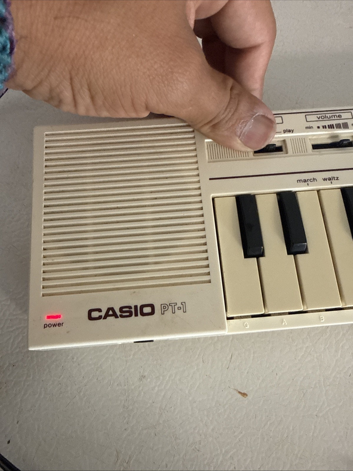 Casio PT-1 Mini Keyboard 29 Key Vintage TESTED / WORKING
