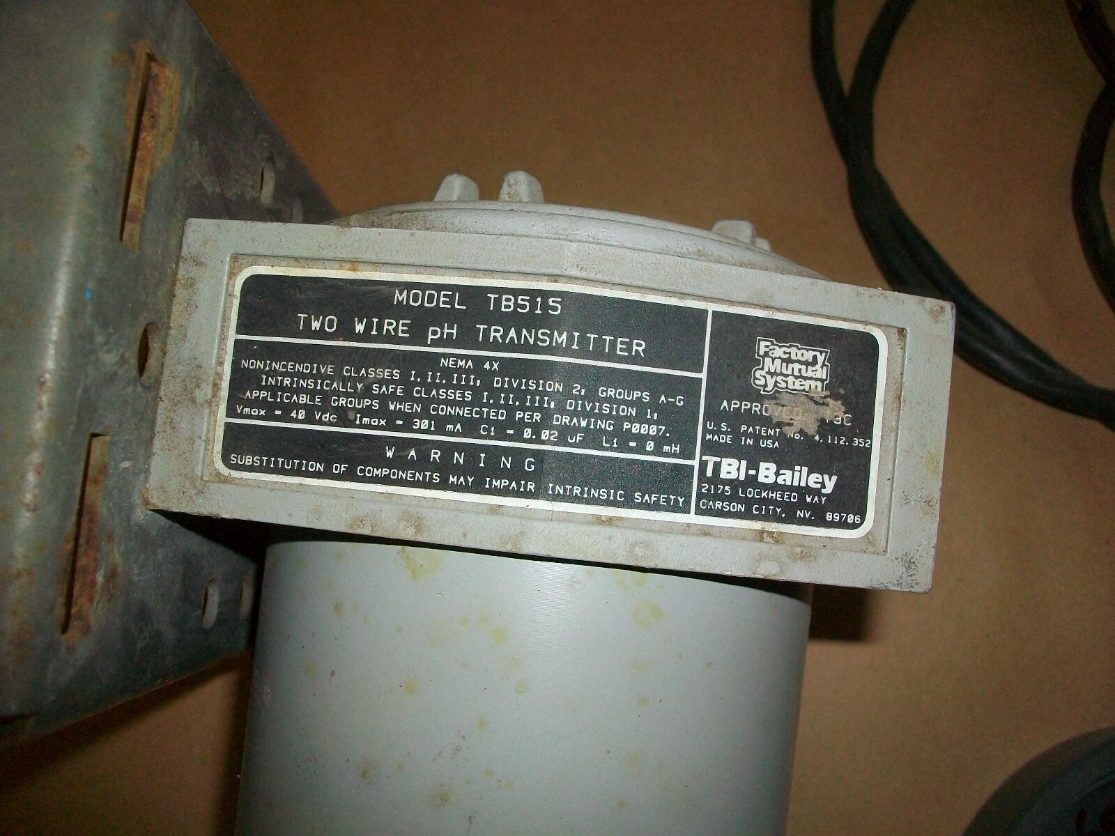 TBI Bailey Two Wire pH Transmitter & Sensor TB515 USED