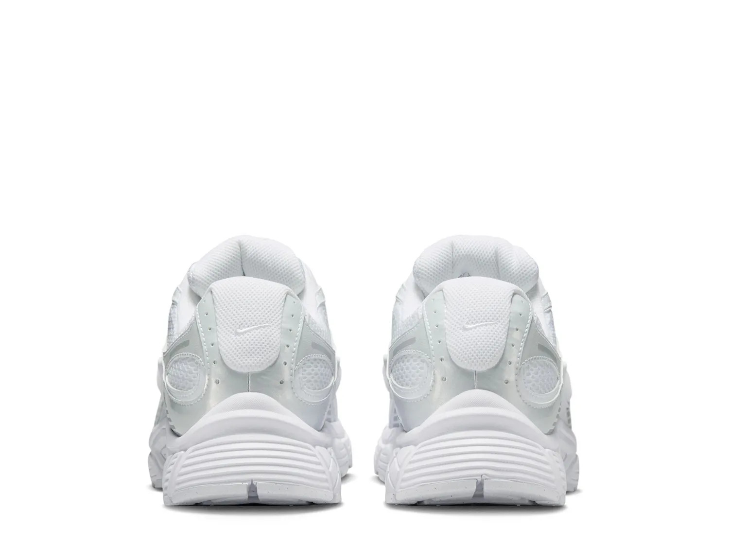 Nike V5 RNR Sneaker - Men's