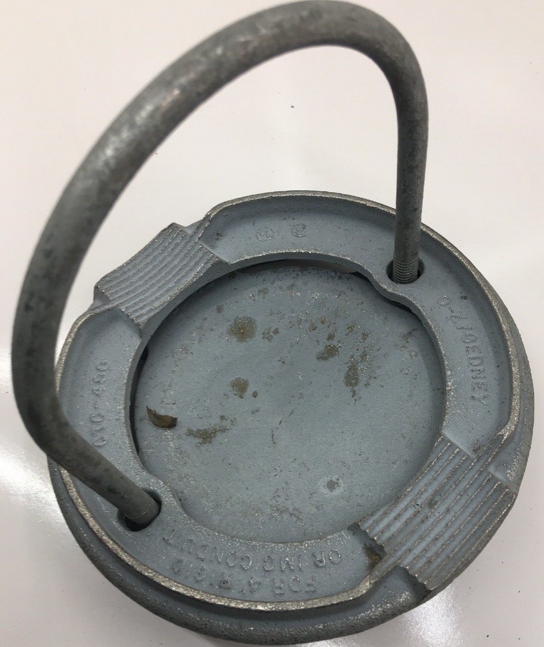 CTC-400 O.Z./GEDNEY 4-INCH TRAY BOND CABLE TRAY CLAMP