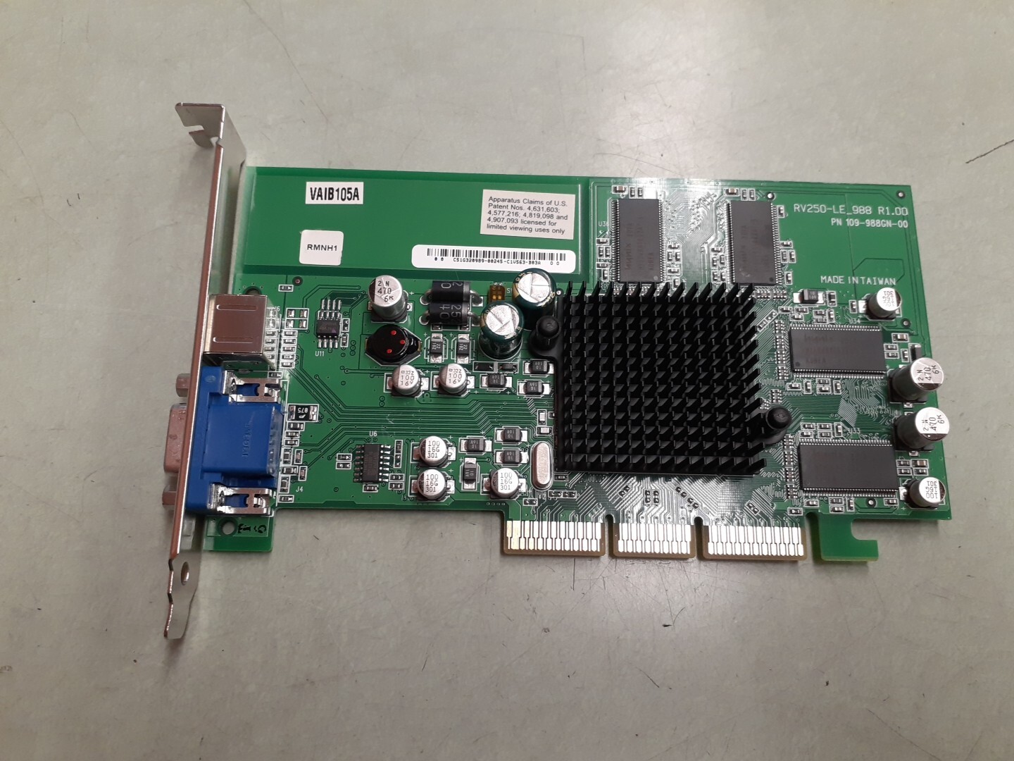 HP 5187-1960 Video Graphics Card RV250-LE_988 109-988GN-00