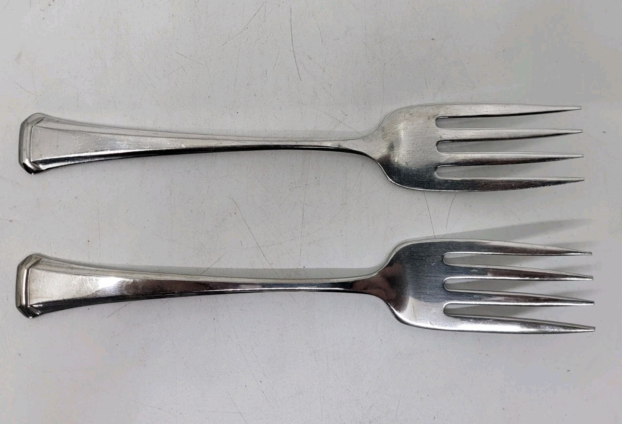 ONEIDA STAINLESS  MAESTRO / ST LEGER - 2 SALAD FORKS - 6 1/4"- 03G