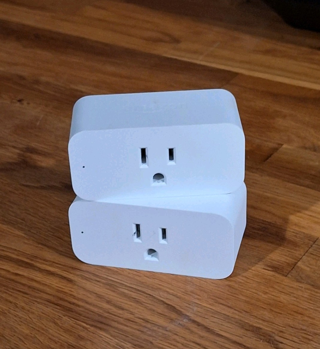 2x Amazon Smart AC Plug HD34BX - Simple Setup, Endless Possibilities