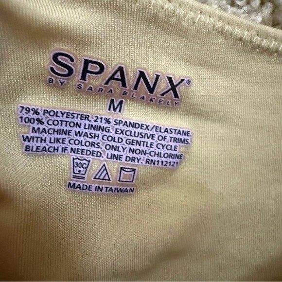 SPANX Size Medium Compression SET (2) Tank Top and Shorts Formal Wear