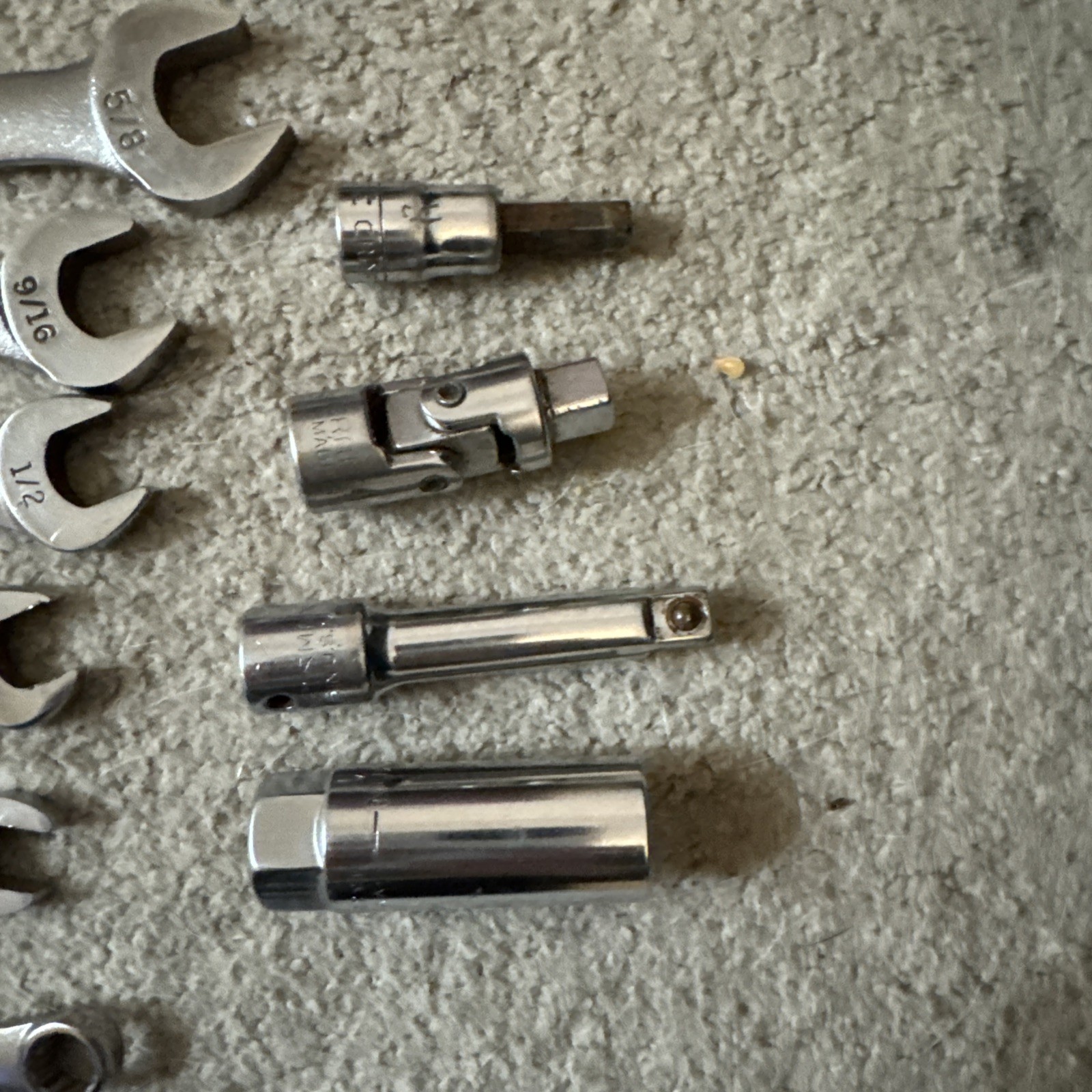 30pc Craftsman Tool Lot (preowned)