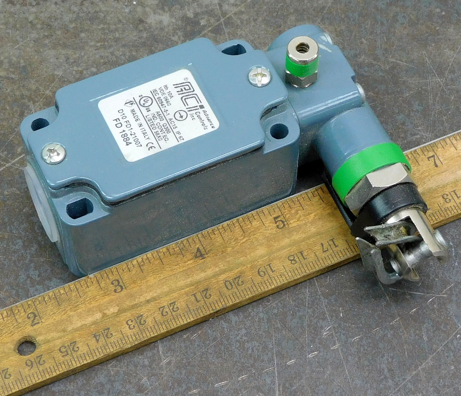 Advance Controls FD 1884 Select Safety Switch 10 A 600V AC