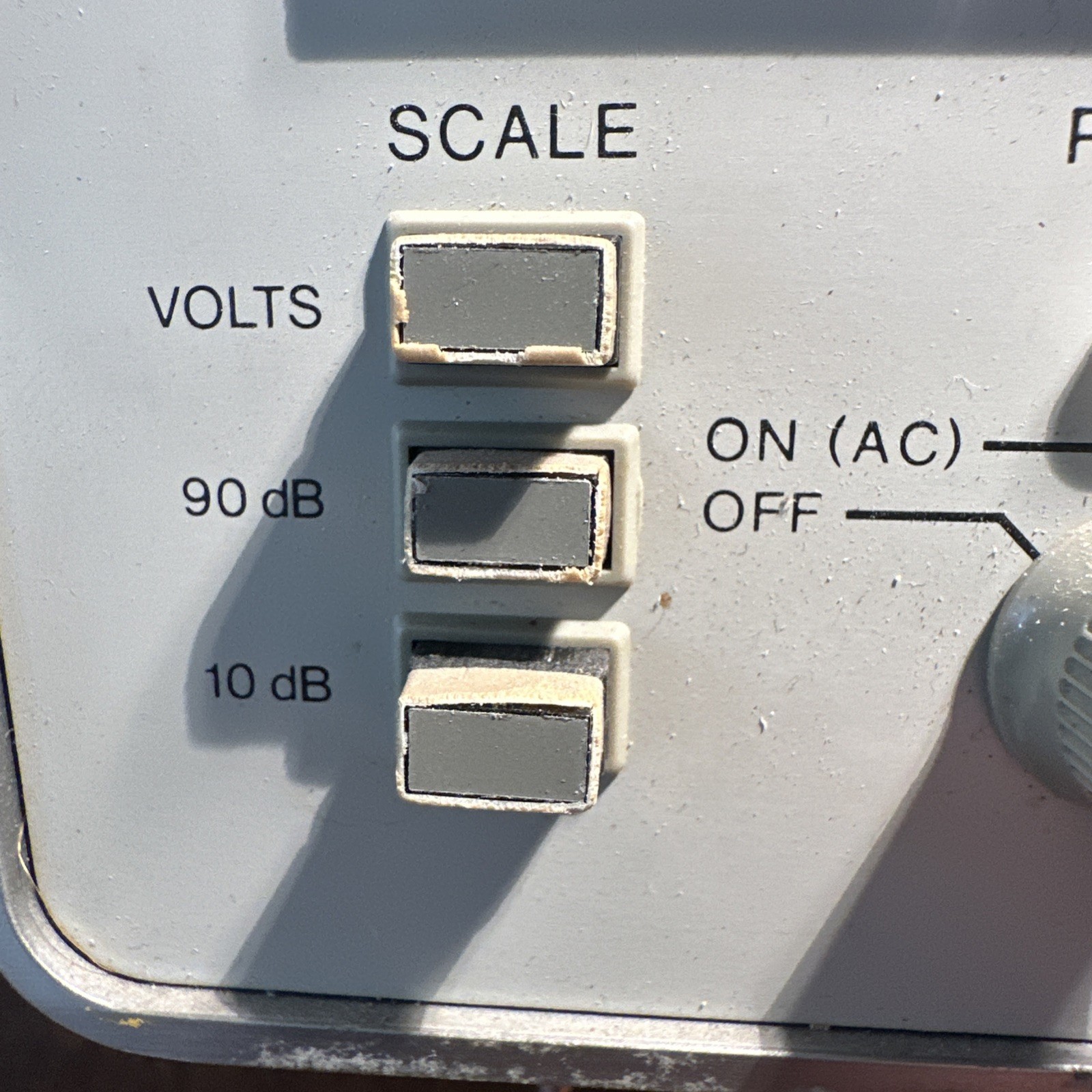 HP 3581A Wave Analyzer