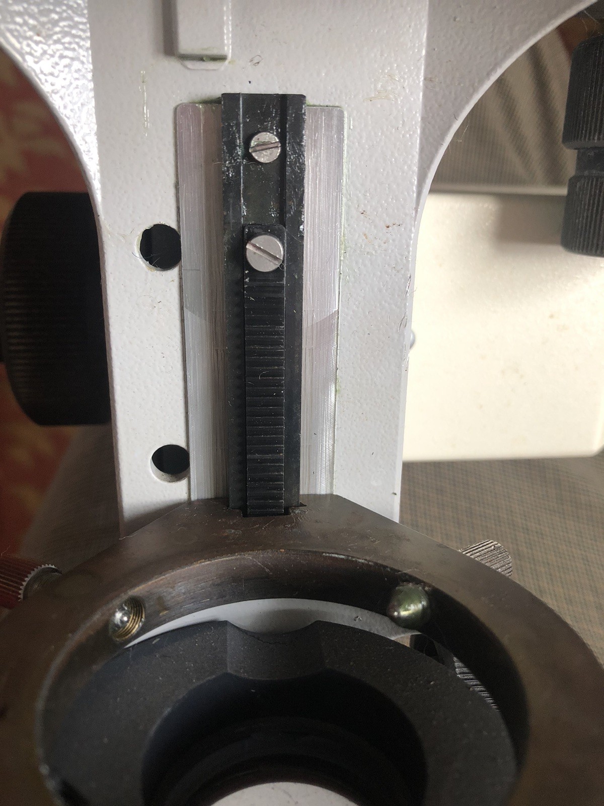 New Zeiss Standard 14/18 Microscope Condenser Focus Rail Part - Horizontal Teeth