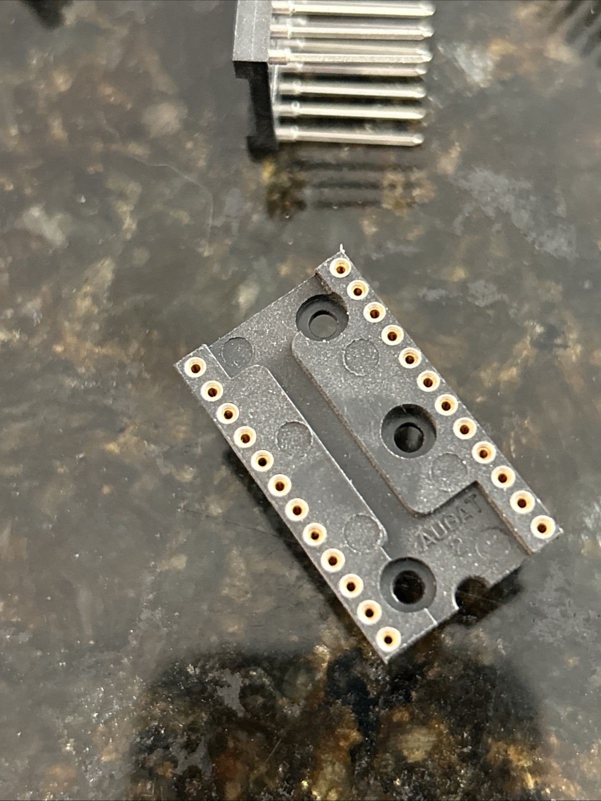 IC SOCKET, 24 PIN DIP SOCKET, WIRE WRAP, Screw Machine, Tin, Gold
