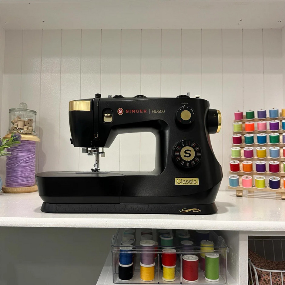 Singer HD500 Classic Sewing Machine Pre-Owned