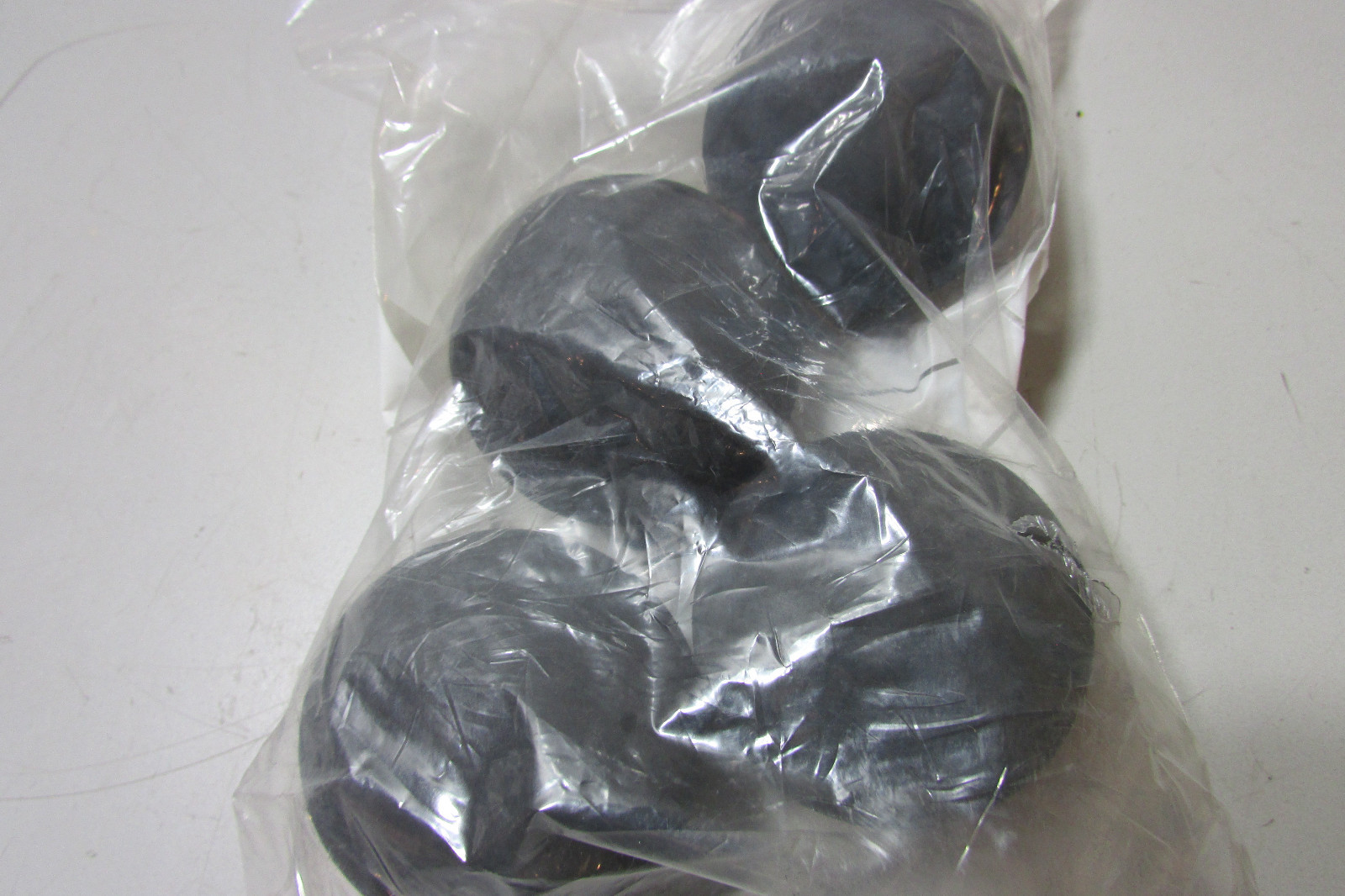 Almatec Diaphragm Pump Type E50-EEE Set of 4 Check Balls 150-032-72 New!