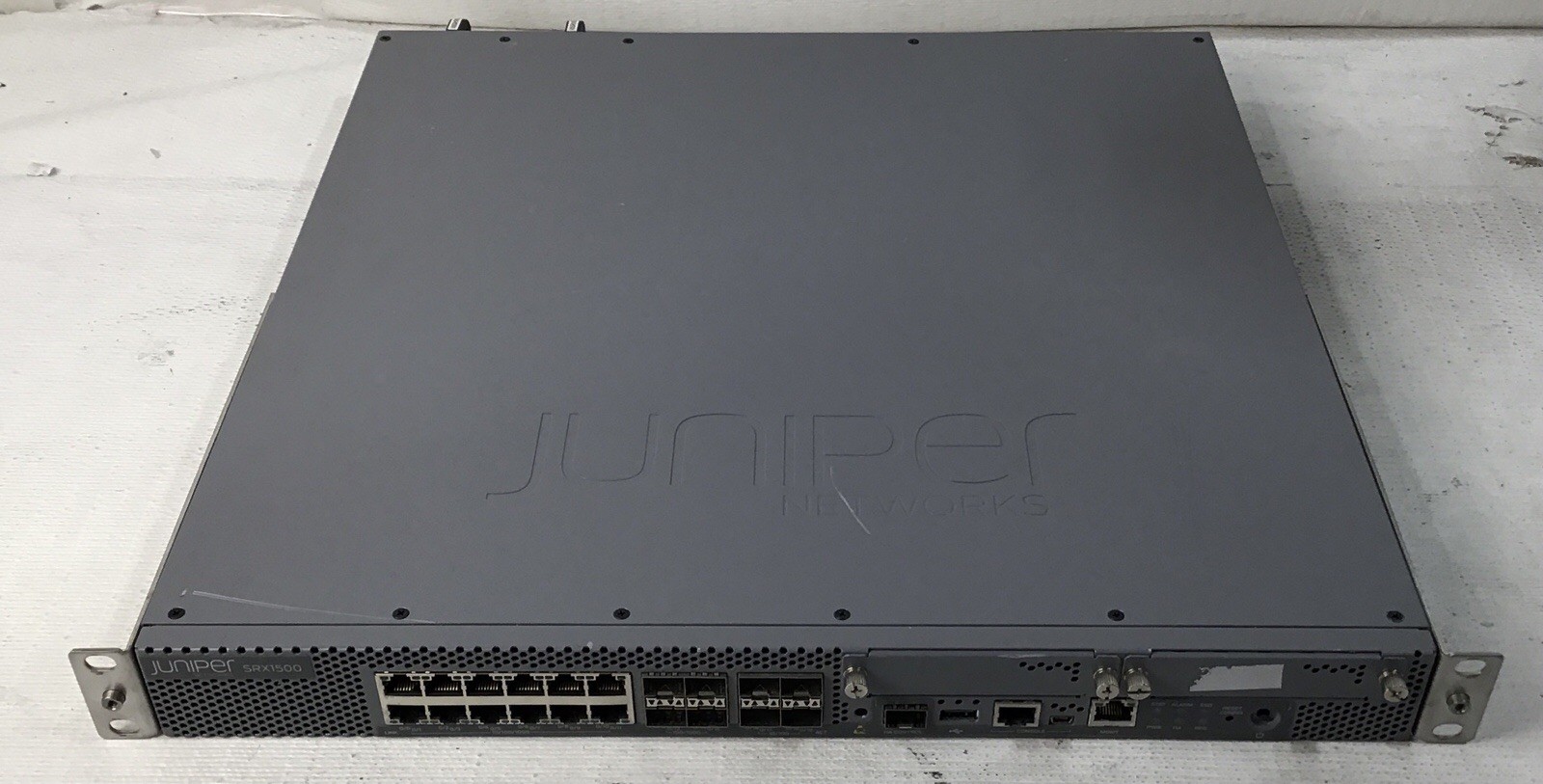 Juniper SRX1500 SRX1500-AC x2 AC PSU