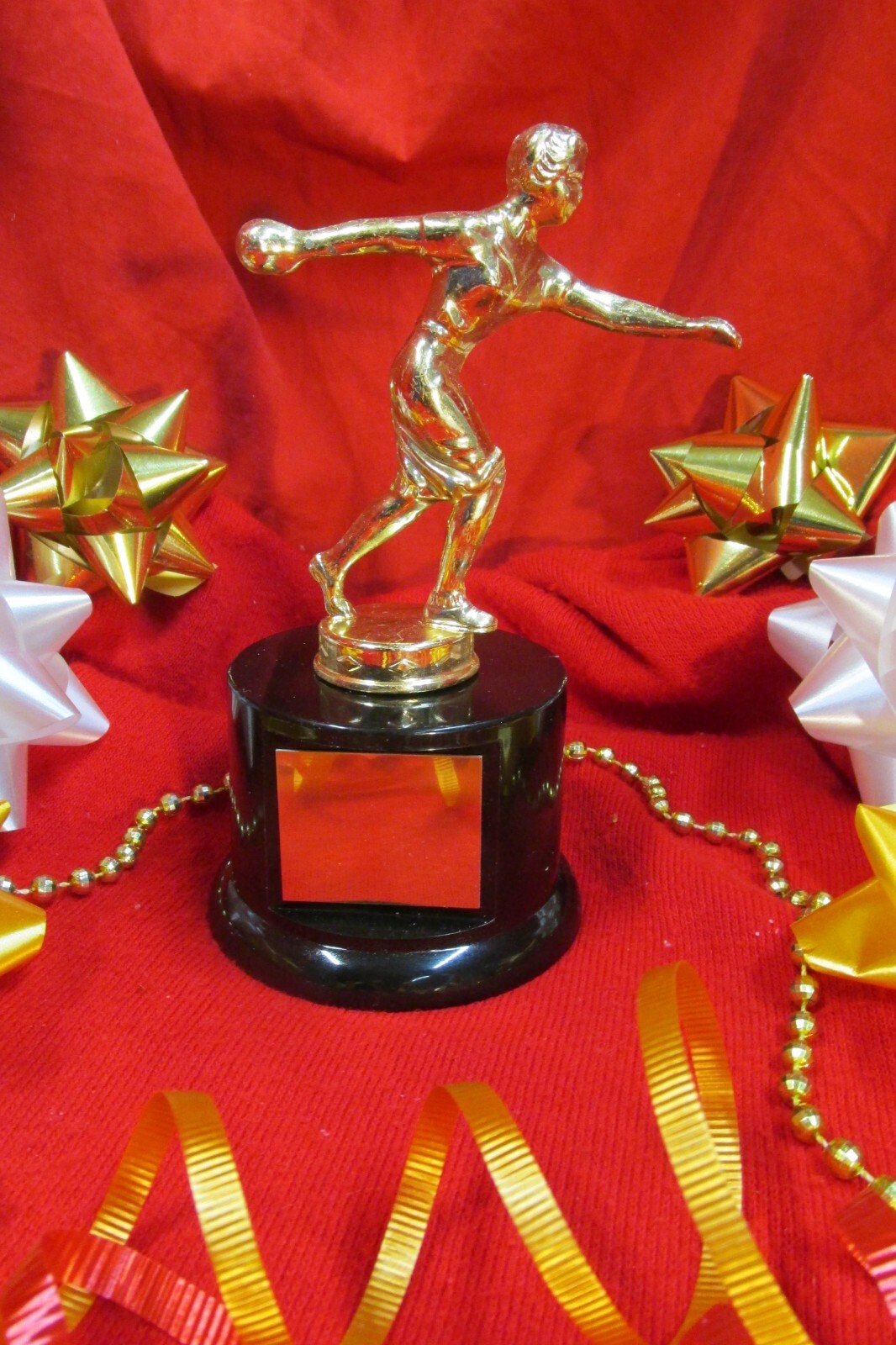BOWLING Metal Figure Trophy Award-F girls, w/Brass Plate, Black Base FastShip #1