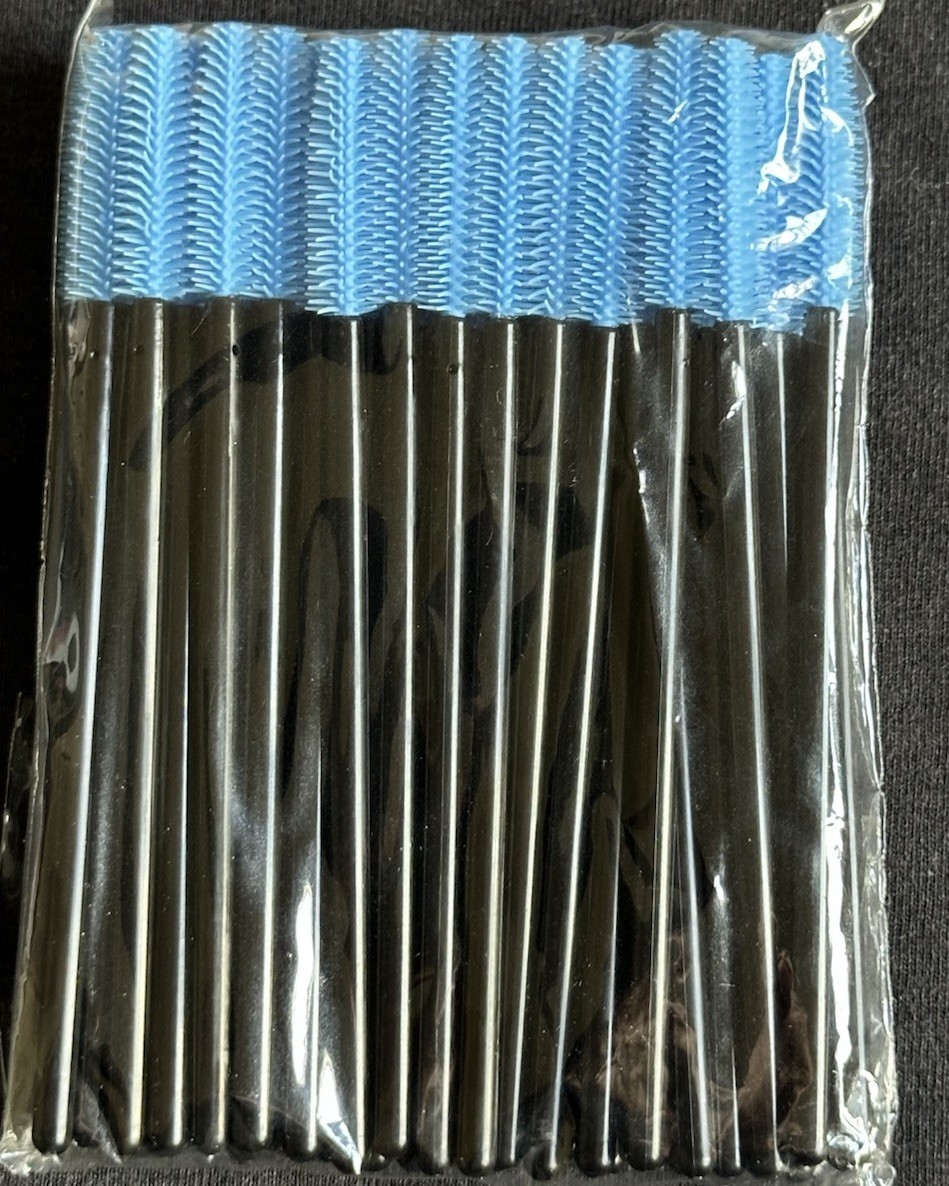 50 pcs   Silicone Mascara  Brushes / Wands For  Eyelash Extensions Brand New