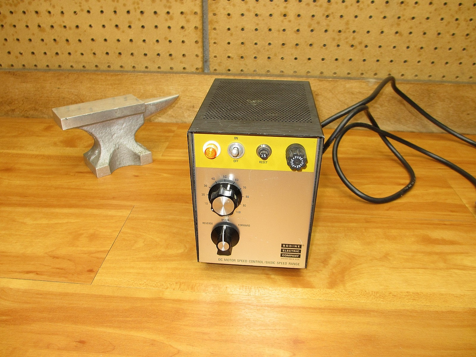 Bodine ASH-400 *POWERS UP USED* DC Motor Speed Control