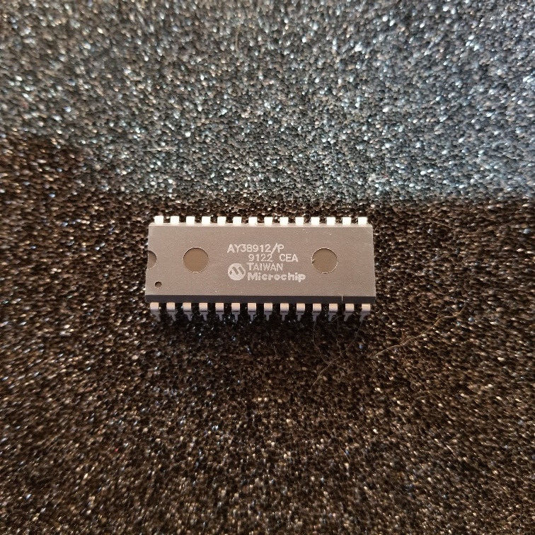 AY-3-8912 AY3-8912 AY38912 Sound Generator ic, new USA stock! Vectrex sound chip