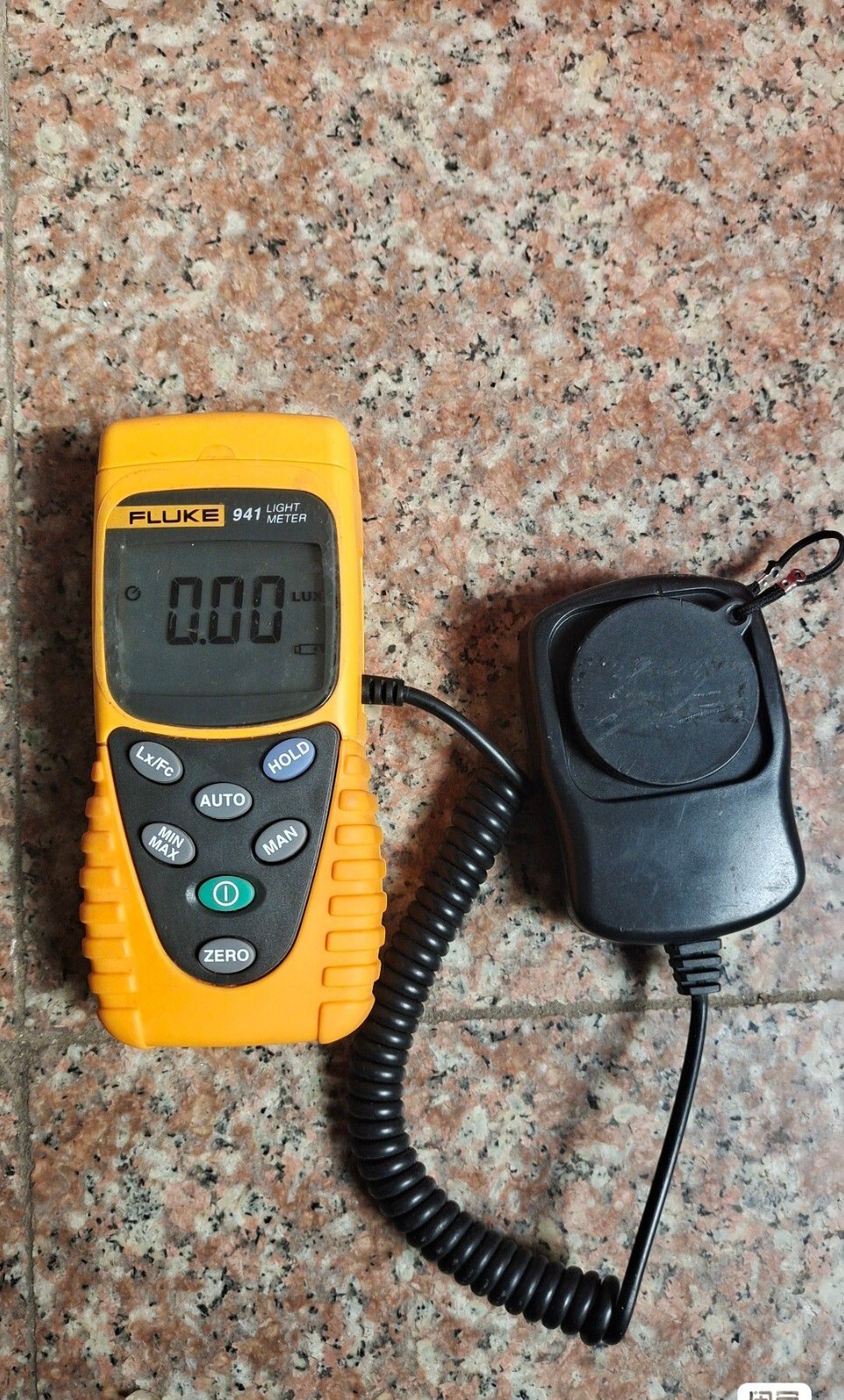 UsedFluke 941 Digital Lux Light Meter Measuring Range to 20000 illuminance Meter