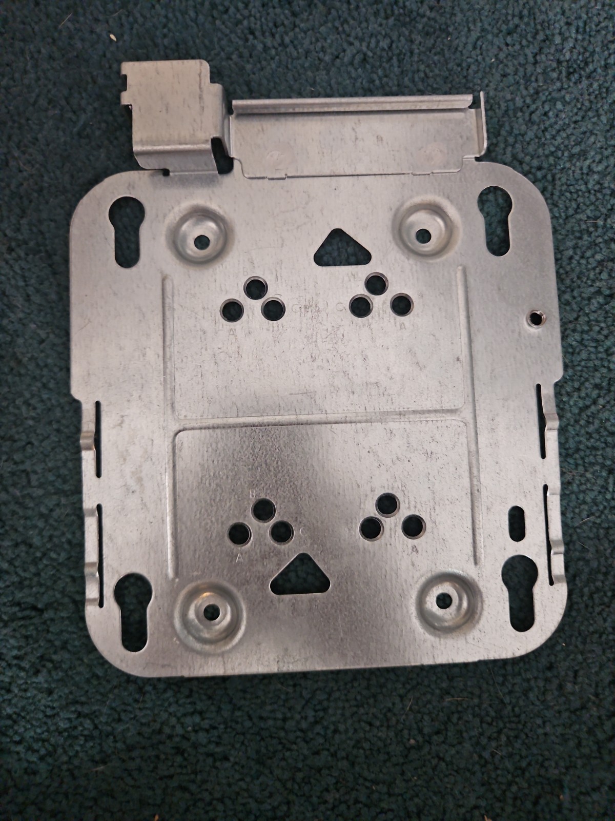 Cisco 700-26425-03 WAP Mounting Bracket With Mount