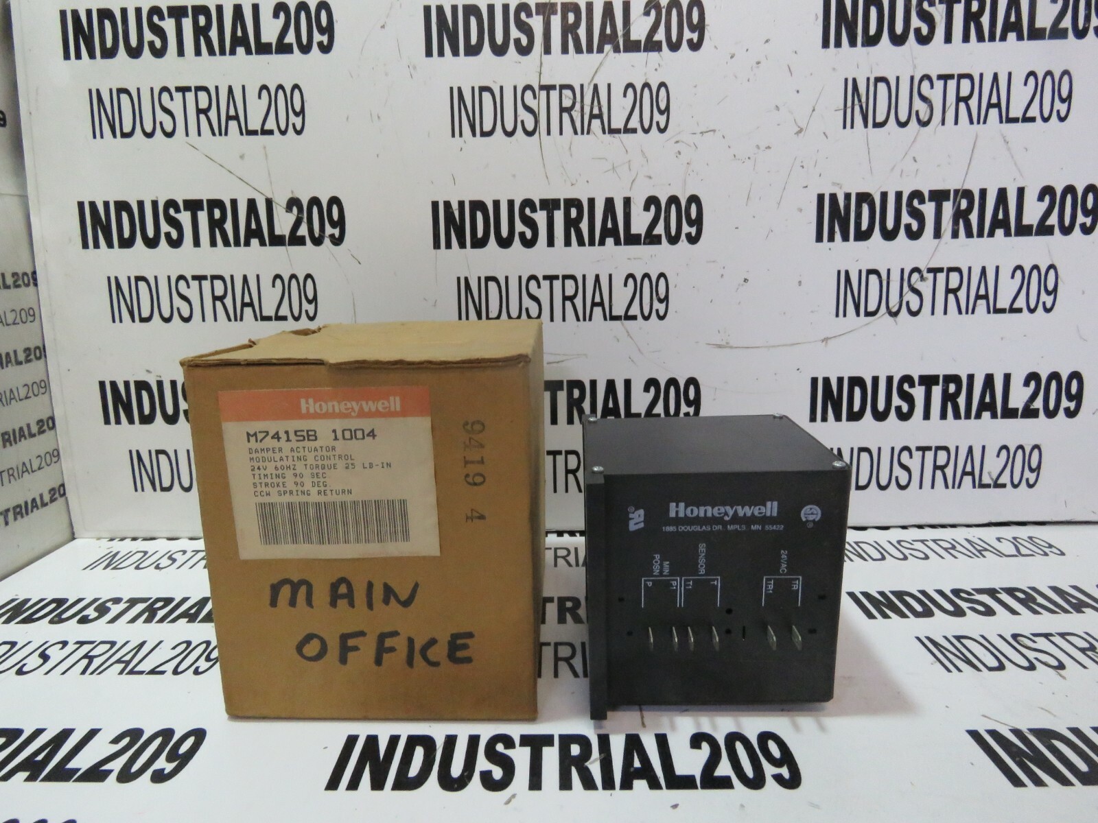HONEYWELL DAMPER ACTUATOR MODULATING CONTROL M7415B 1004 NEW IN BOX