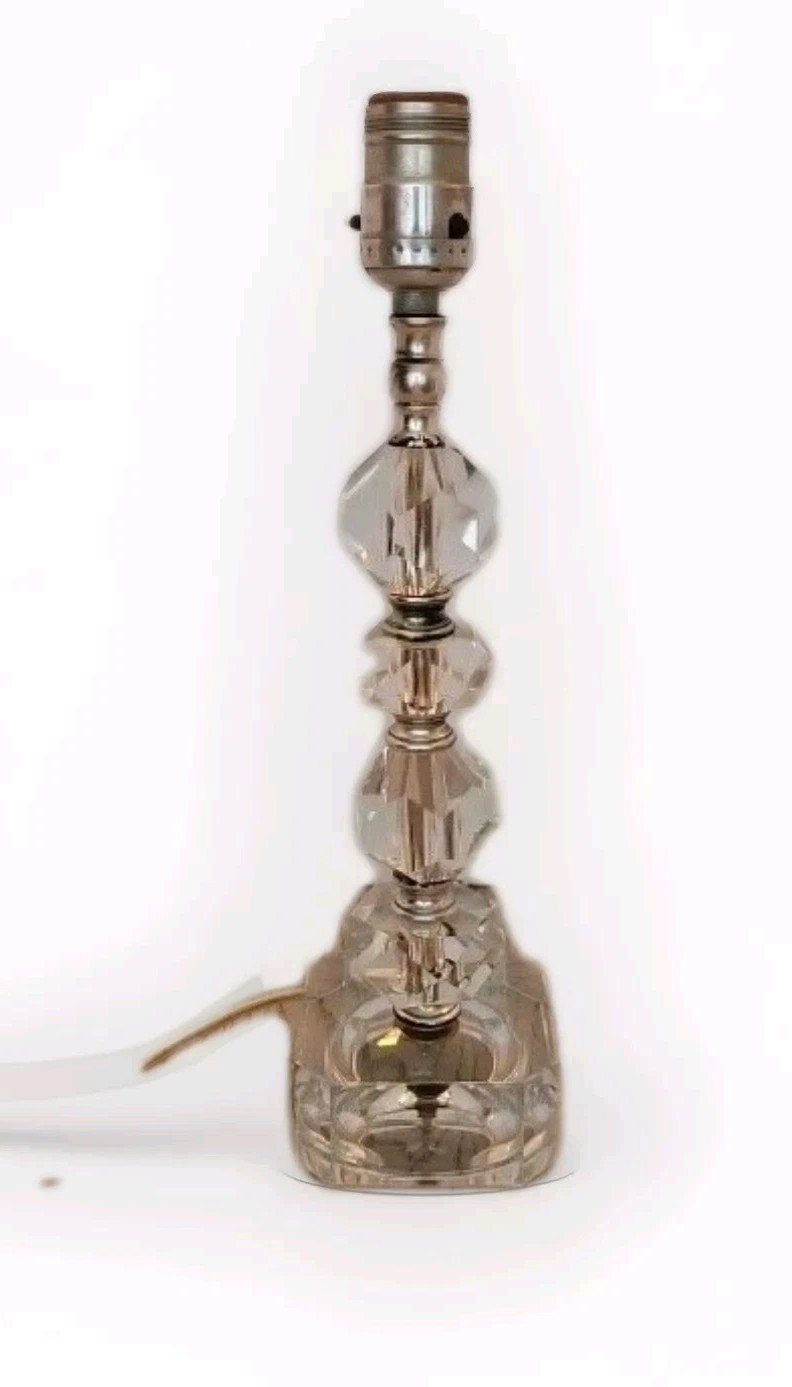 Stacked Jewel Cut Clear Lucite Acrylic Table Lamp 14" tall.
