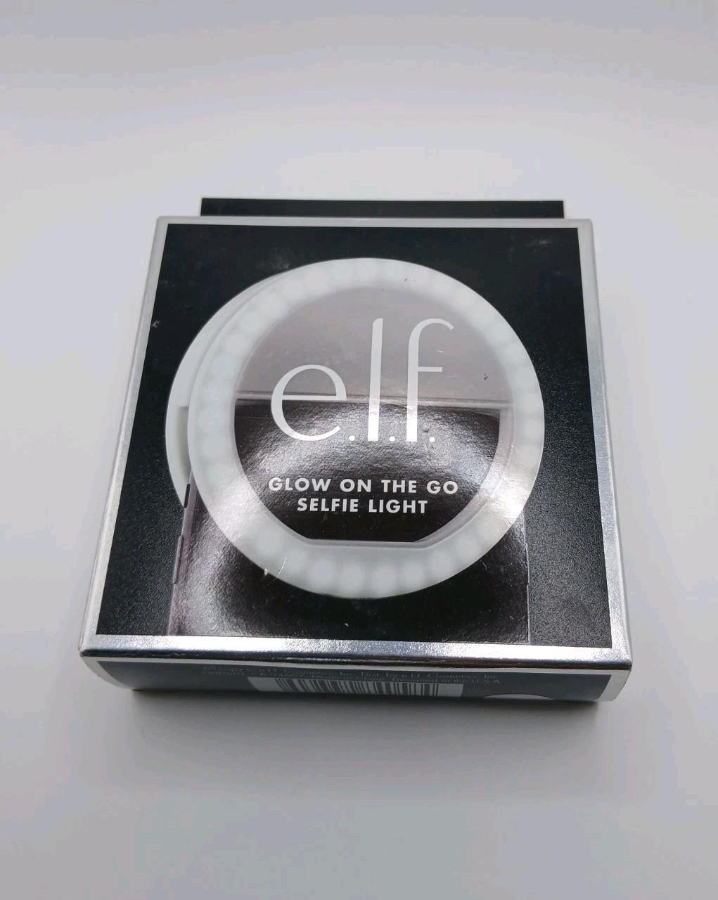 e.l.f. Glow On The Go Selfie Light Clip-On LED Ring Light For Phone