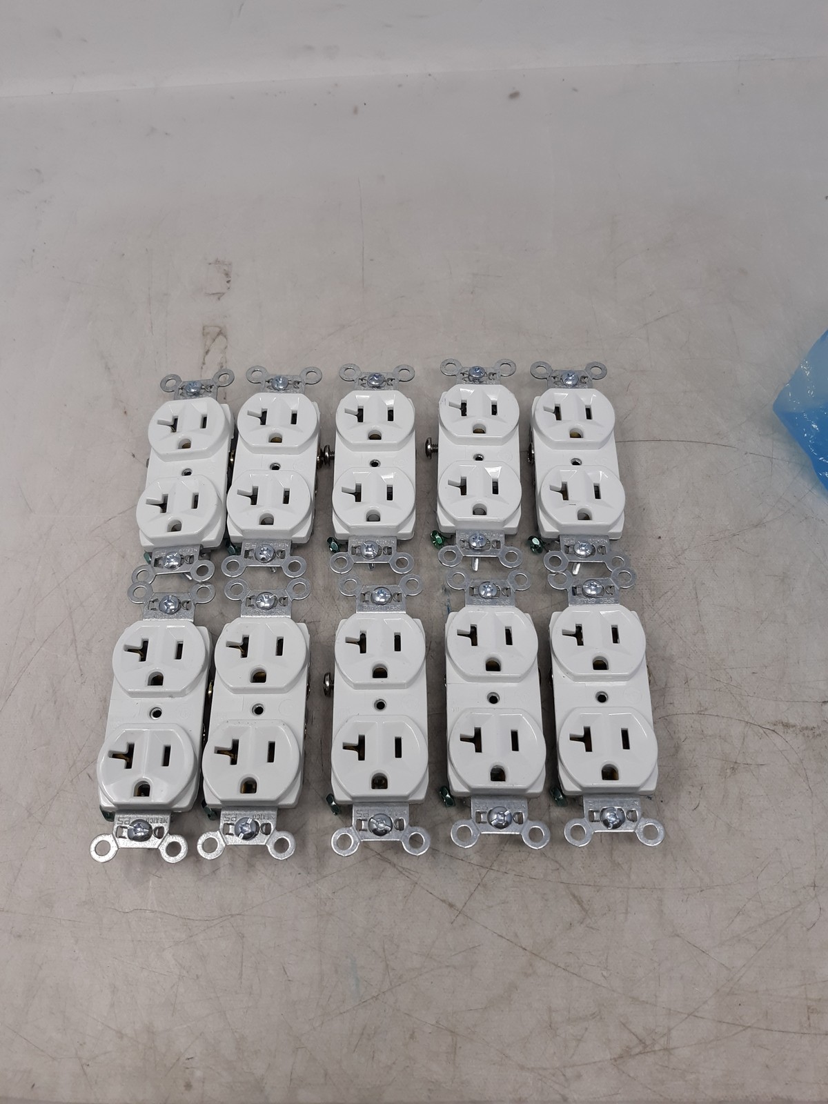 Lot of 10 Spec Grade Duplex Receptacles 20A 125V Commercial Outlet White