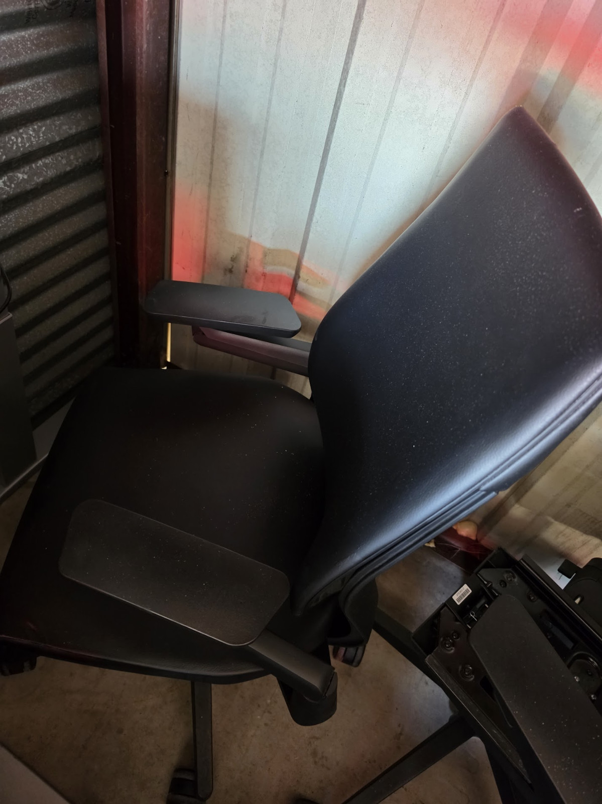 Steelcase Gesture Replacement Seat (Black Leatherette)
