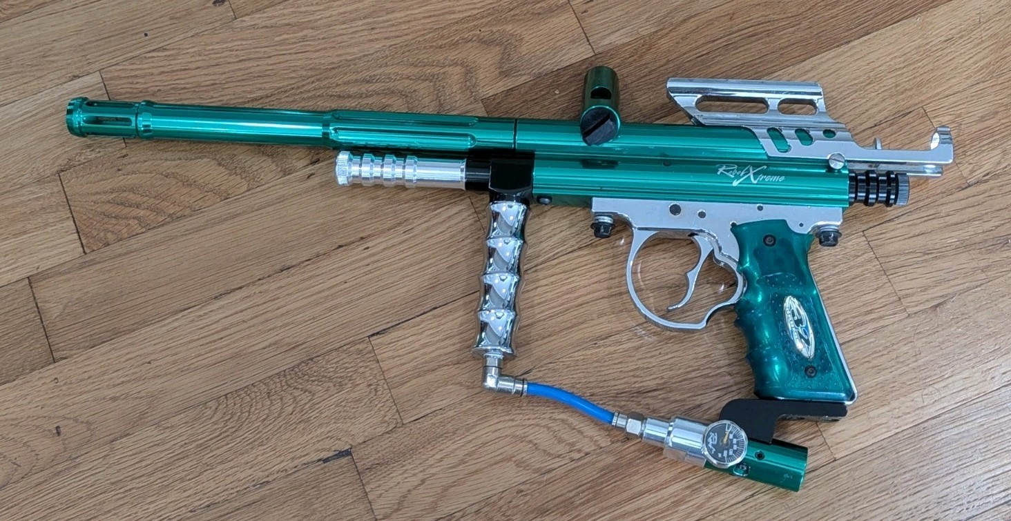 32 Degrees Rebel Xtreme Paintball Marker Gun 32° Paintballing Green