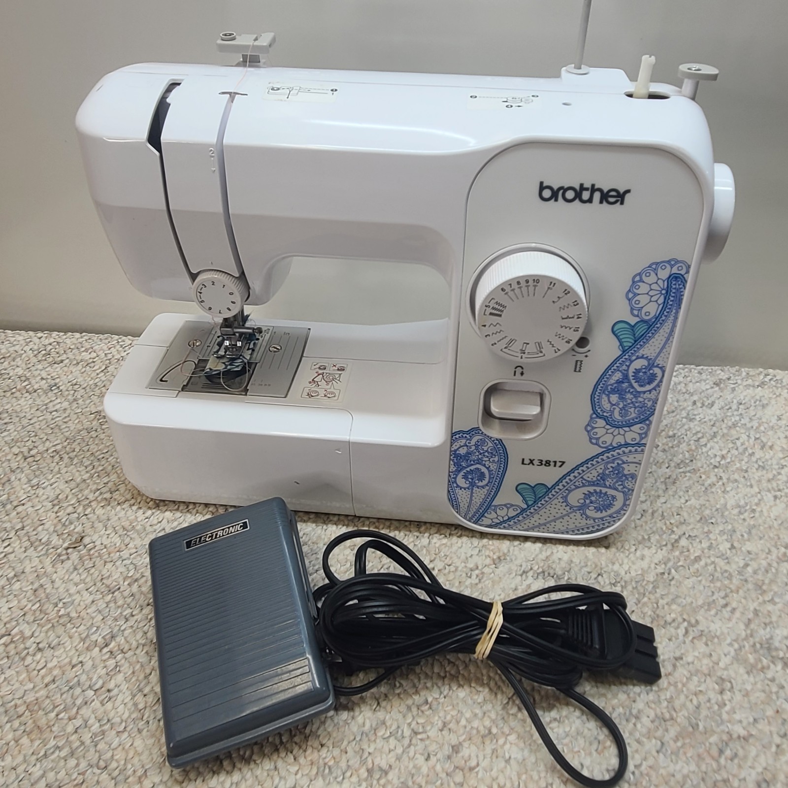 Brother LX3817 Sewing Machine – Tested & Working