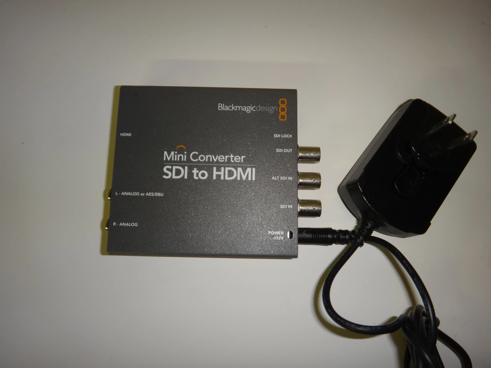 Blackmagic Design Mini Converter SDI to HDMI 3G Video Adapter Used, Compact