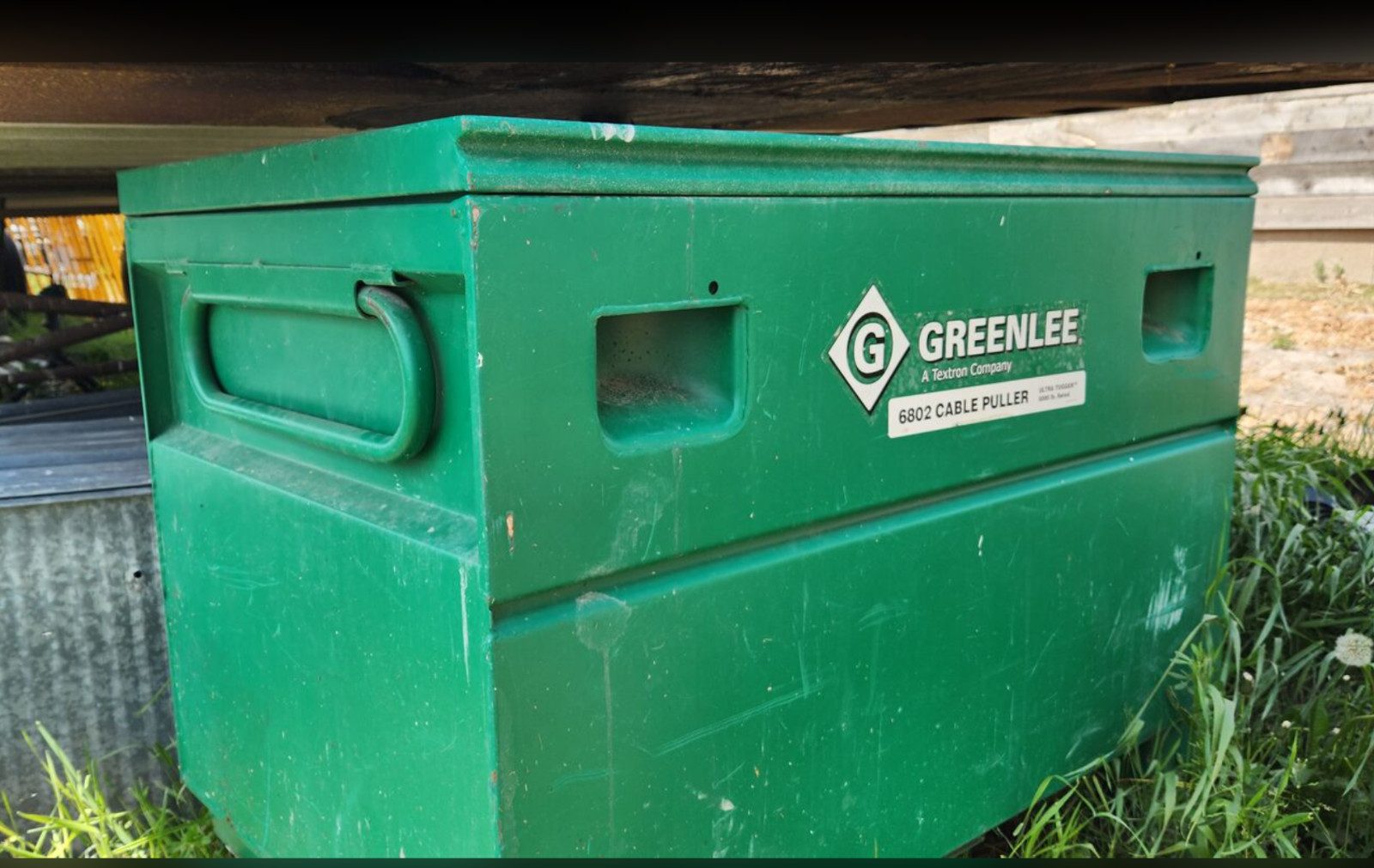 Greenlee 6802 Ultra Tugger Cable Puller 8000 lb Complete With Storage Box