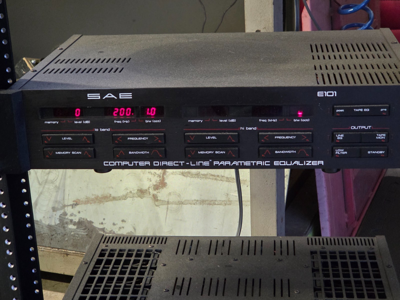 Vintage SAE Computer Direct-Line Stereo Equalizer Powers On
