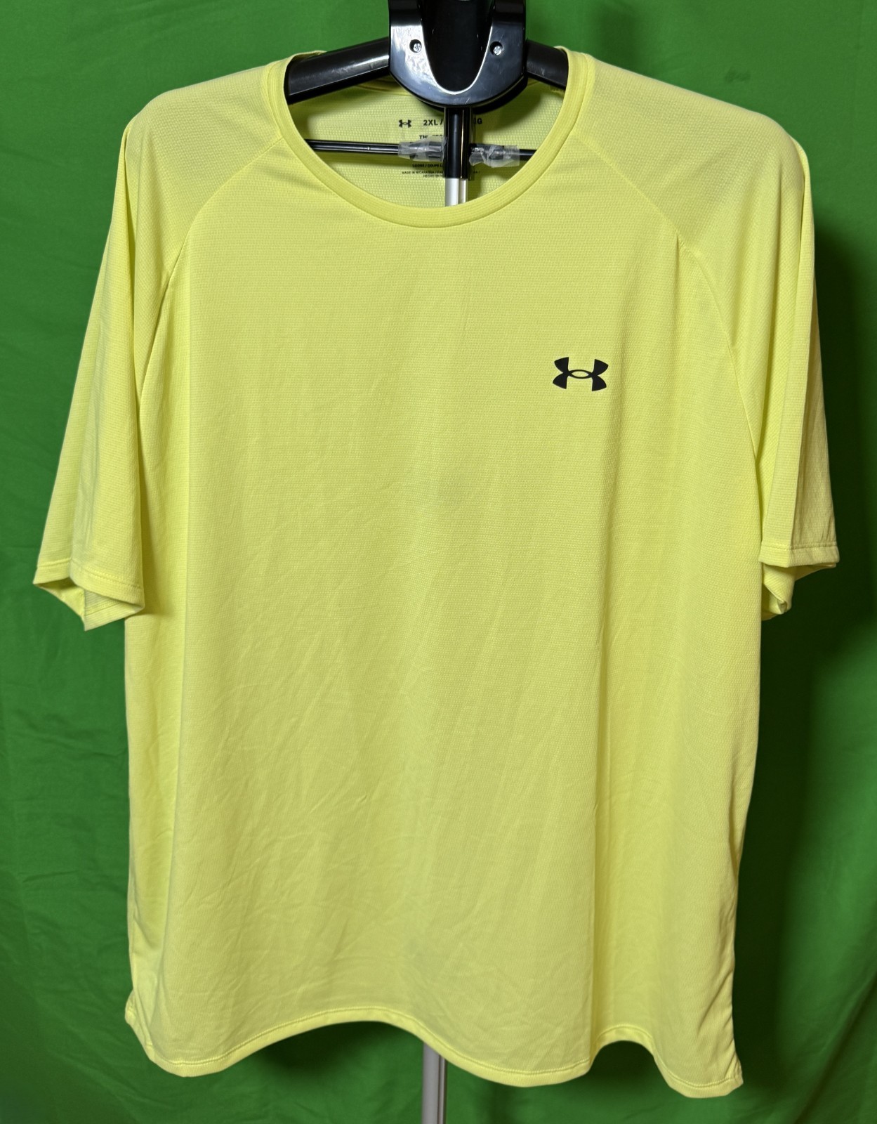 Under Armour UA Tech Vent Loose Fit Yellow Short Sleeve Shirt Men's XXL NEW