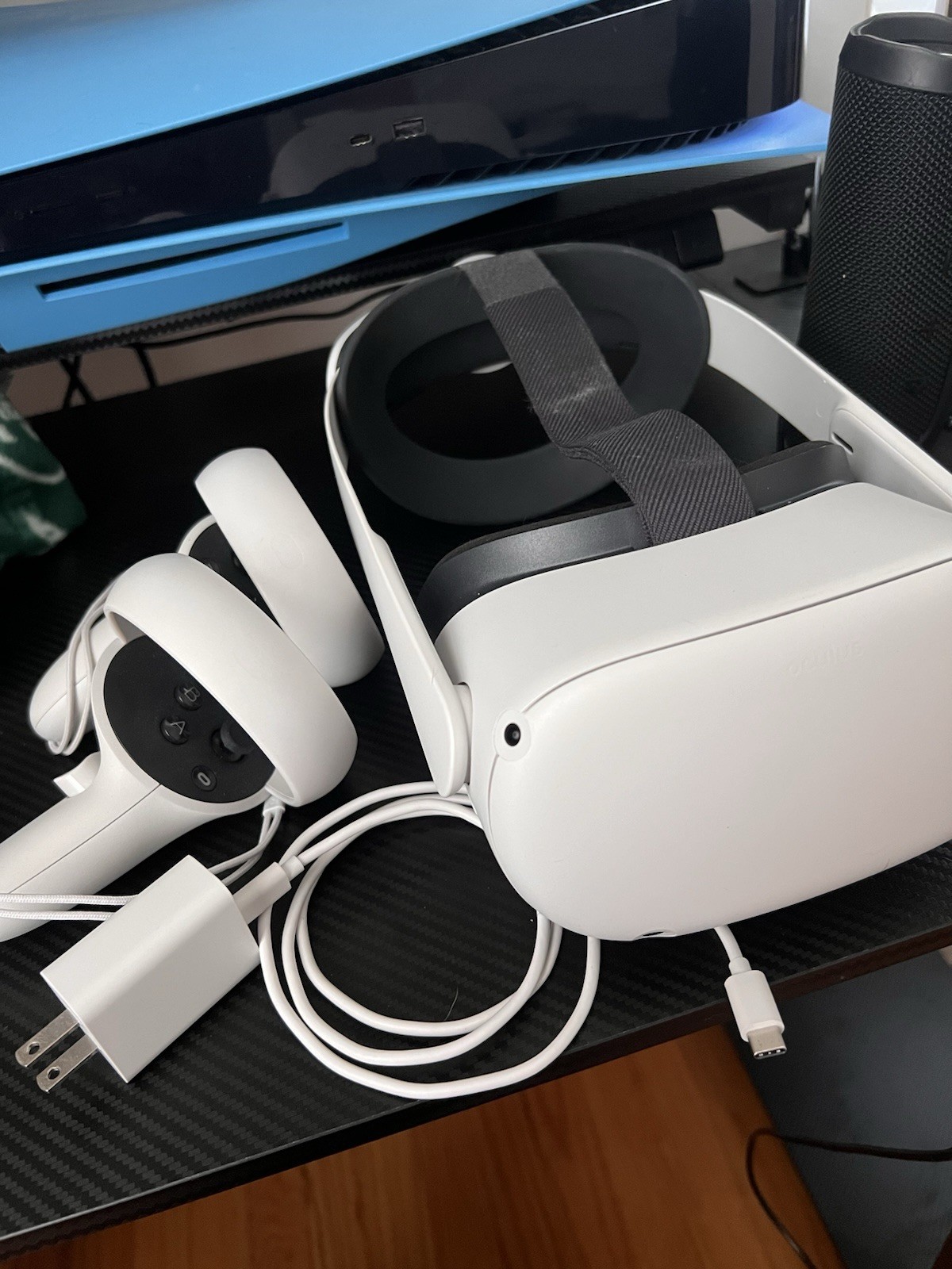 Meta Quest 2 VR Headset with Controller/Charger & Elite Head Strap 128GB White