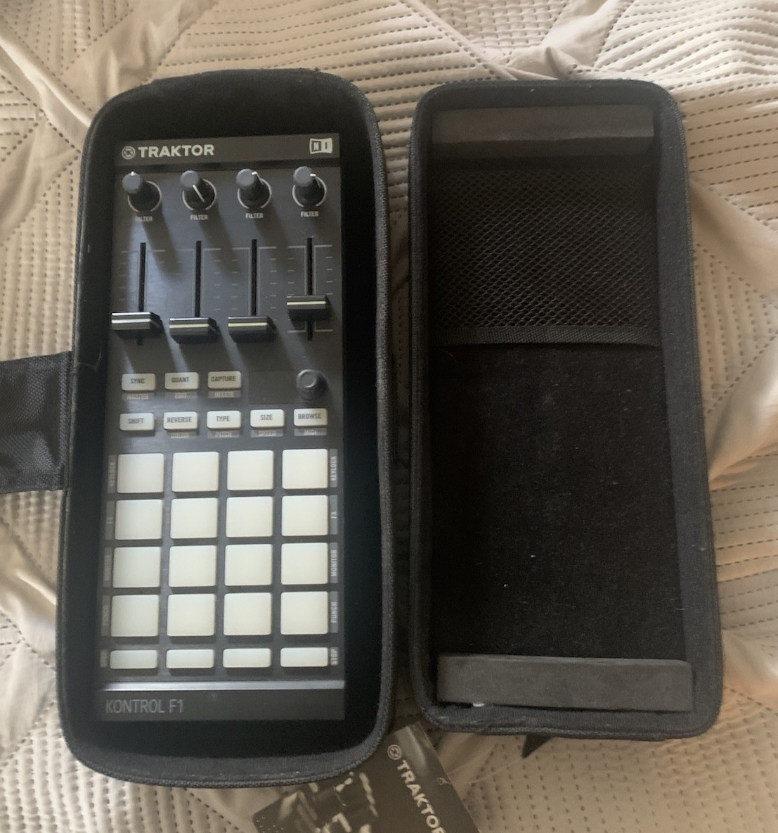 Native Instruments Traktor Kontrol F1- Used
