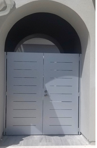 Contemporary dual metal gate, Modern Metal Gate, Custom size Art Pedestrian