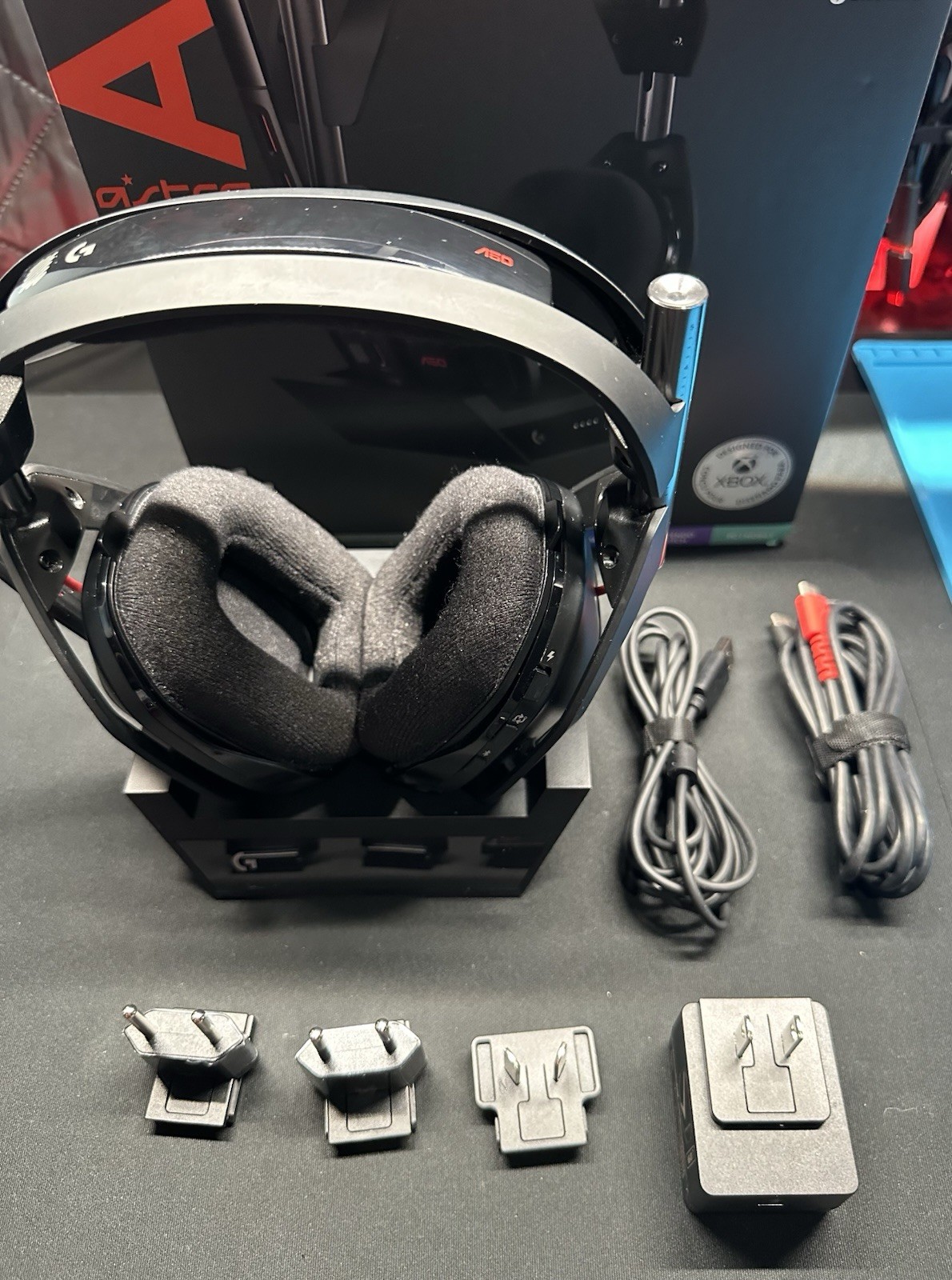 Logitech G A50 lightspeed Wireless Gaming Headset + Base Station–Black- Complete