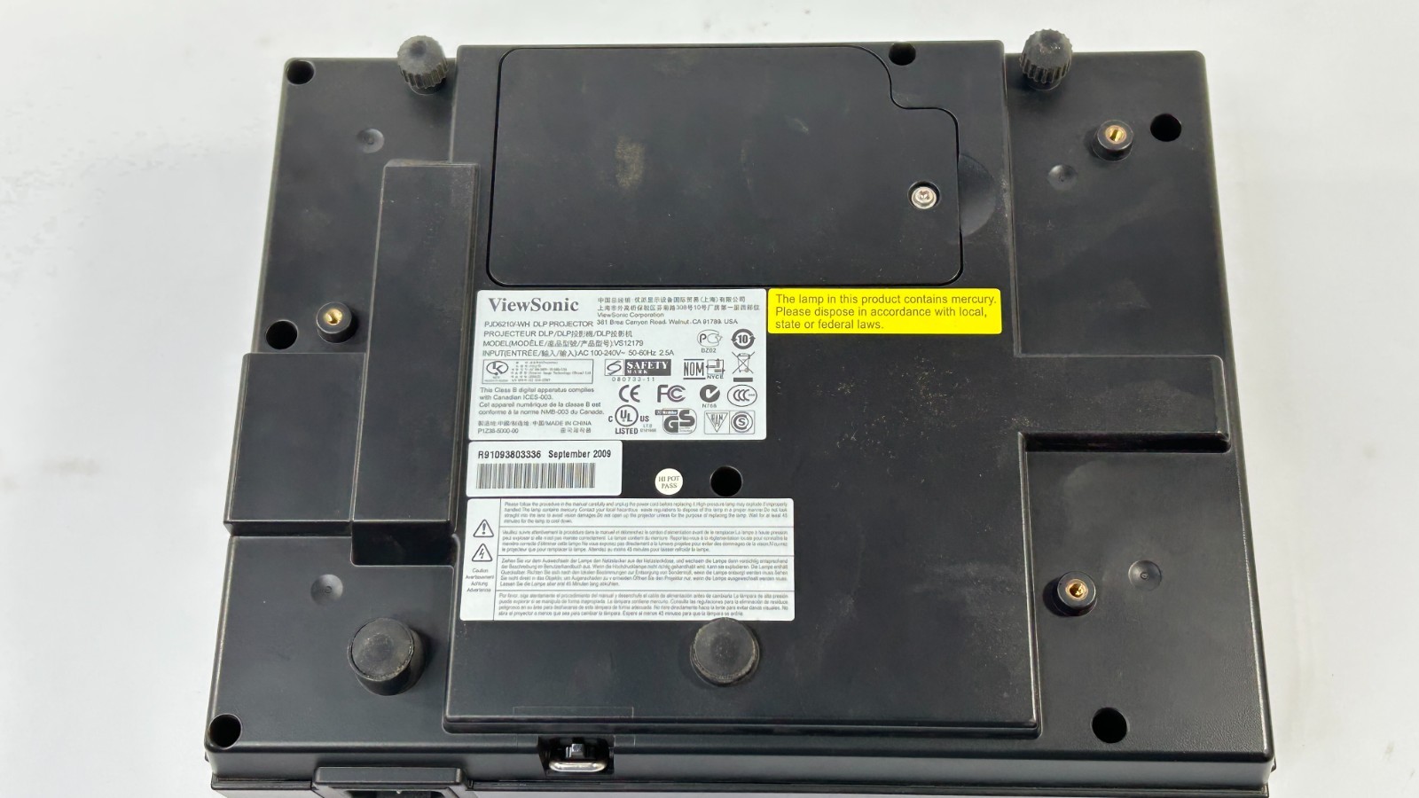 Viewsonic PJD6210 Projector (No Cables) (Lamp Contains Mercury)