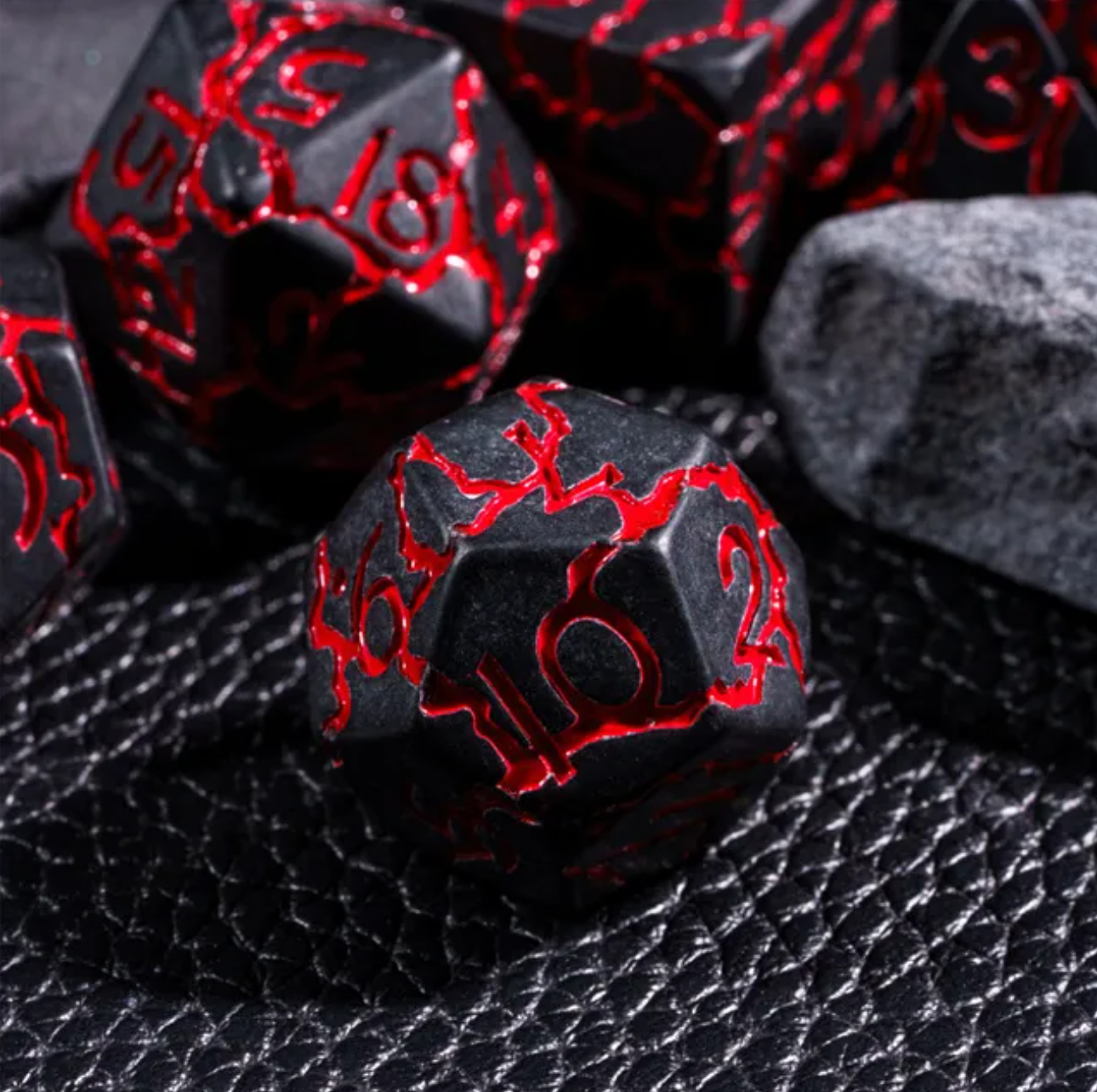 ⚡🔴Black/Red Crackle Dice Set | RPG DnD Dungeons Dragons AD&D Pathfinder d20