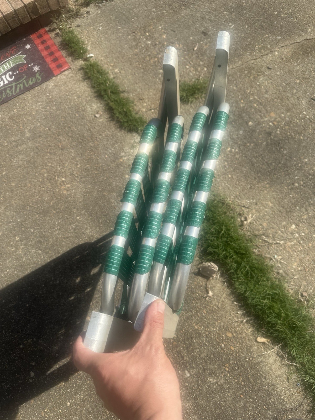 Vintage Folding Aluminum Lawn Chairs (2) Green And White